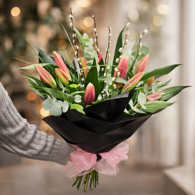 Valentine’s Lily Bouquet