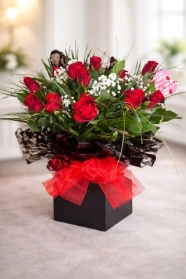 Valentine’s Dozen Quality Roses Aqua Gift Bag