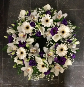 Wreath No 8